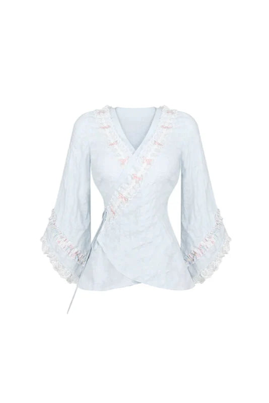 日本の桜とフロスティングのサスペンダーブルーのトップスとスカートスタイル