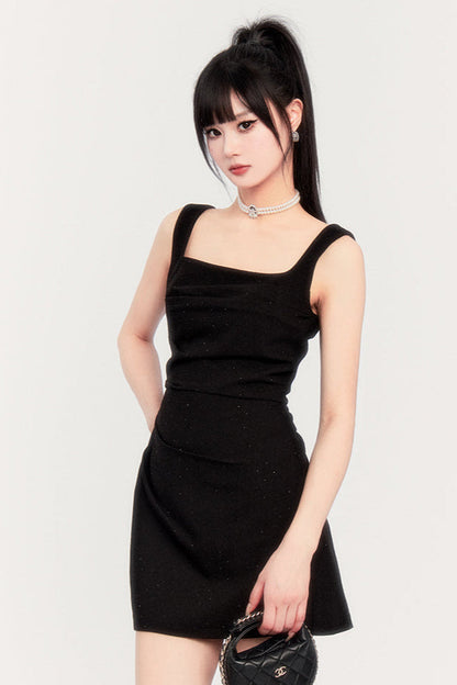 Neckholder-Kleid mit französischem, quadratischem Ausschnitt