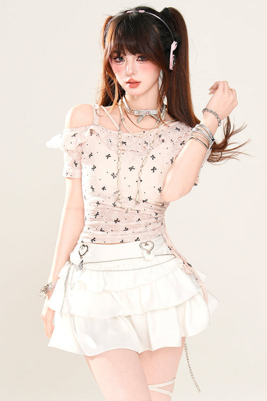 オフショルダーのシアーミルキーボウトップ