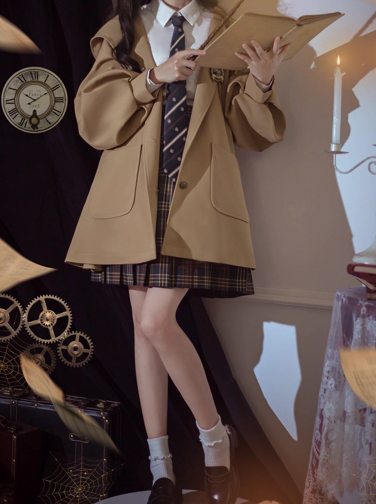 College Cloak Jacket Brooch Retro Magic + College