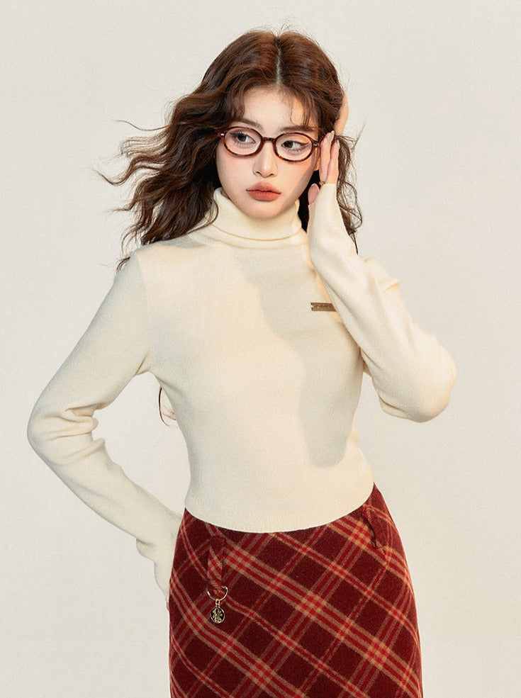 ワンポイントネックハイスリムトップス