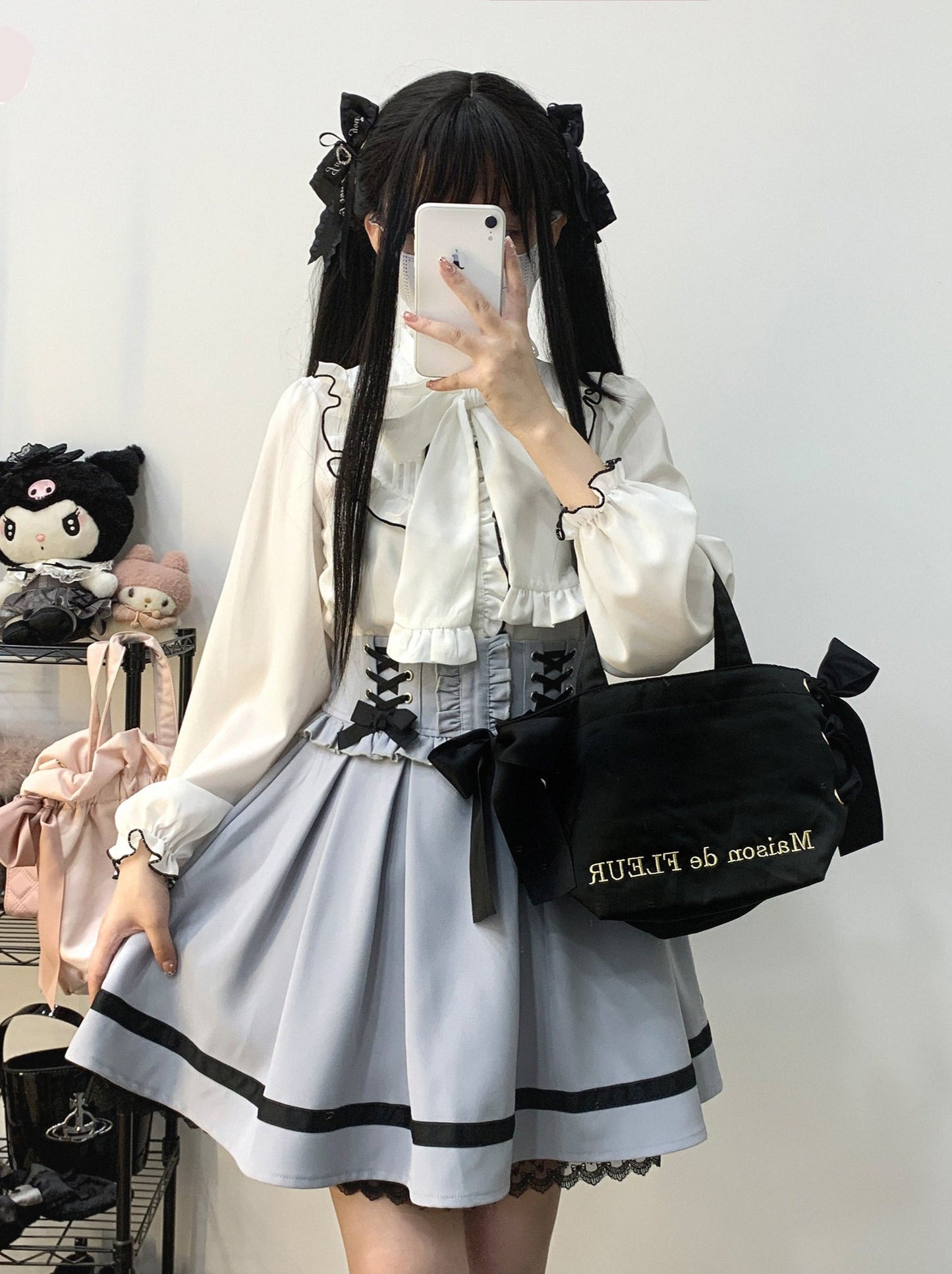 カラースリープフリルスタンドボリュームリボンシャツ