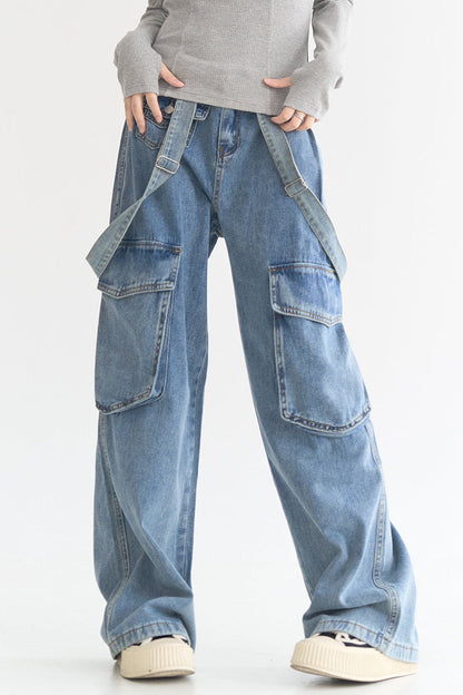 Jeans mit weitem Bein und Taschen