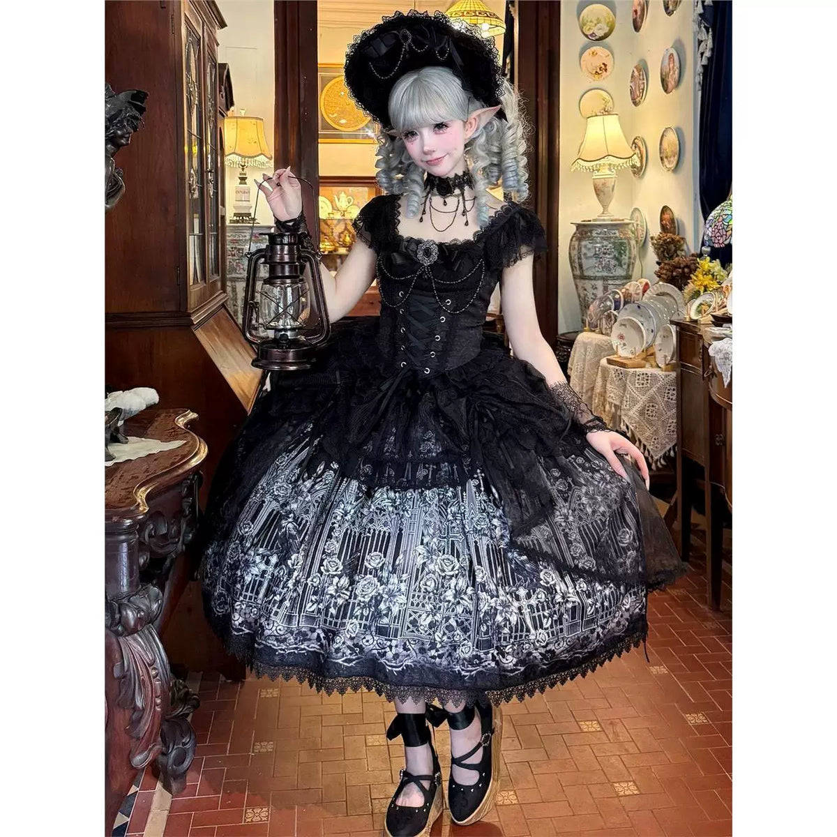 Han Guniang black Gothic Lolita JSK dress worn with bonnet and petticoat