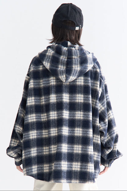 Schößchen-Kapuzenpullover mit Karomuster