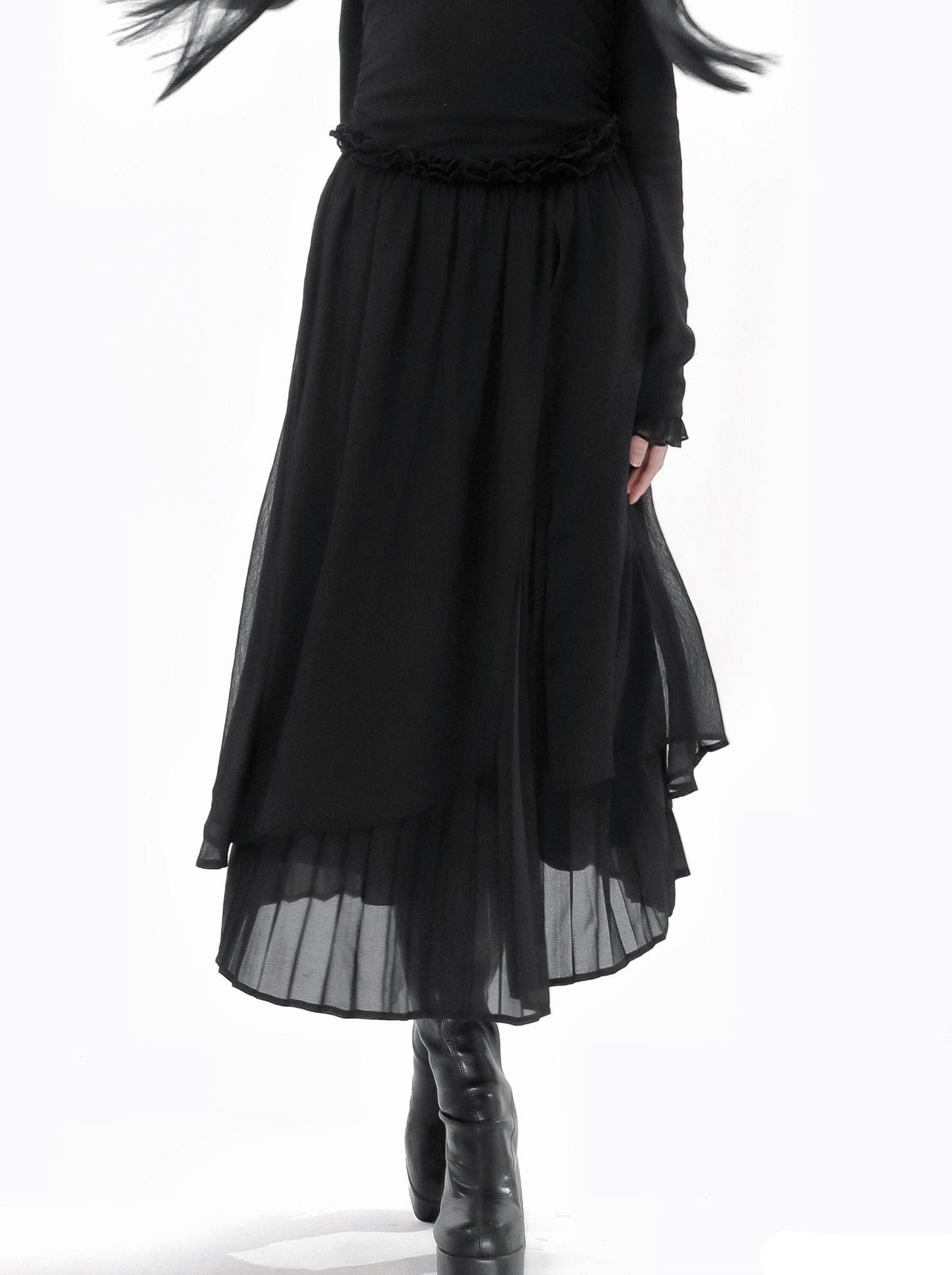 China Hoight Black Knit Springing Waist Frill Turu Dress