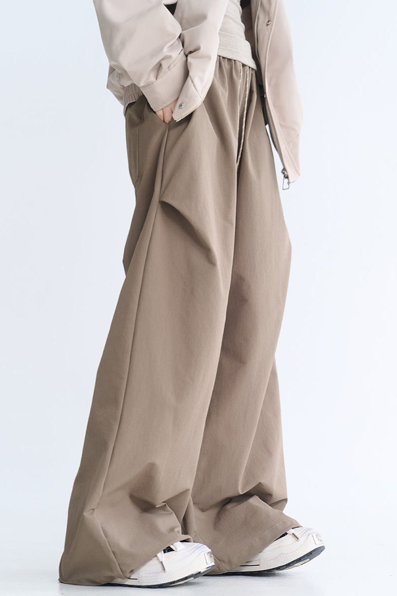 ミニマリストなワイドレッグカジュアルパンツ