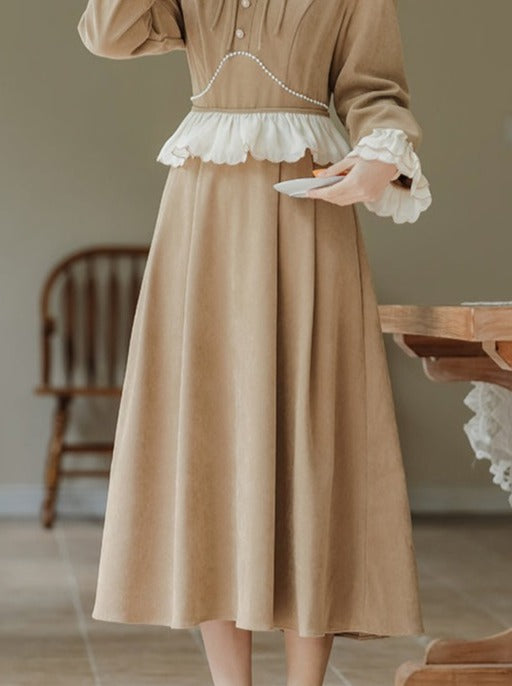フレンチレトロスタイルのロングスカート