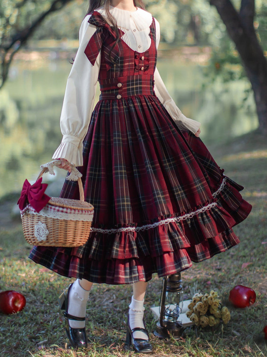Chemise Petite Robe Rouge Plissée à Volants Foulard Tête Montante Ruban Manteau Capuche Col à Carreaux Cape