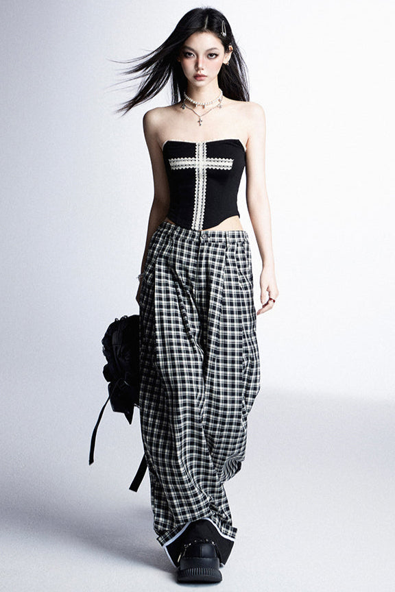 レッグチェックとブラックパンツ ホワイトワイド