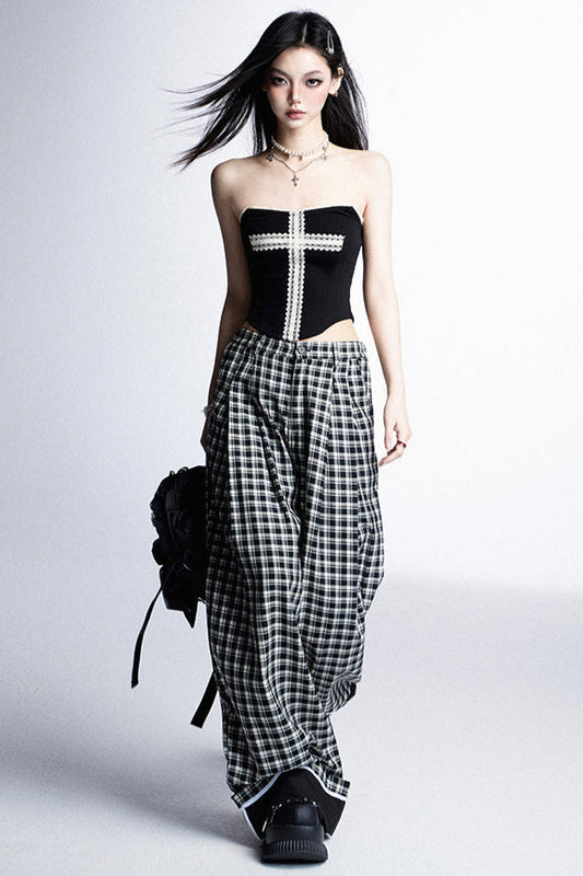 レッグチェックとブラックパンツ ホワイトワイド