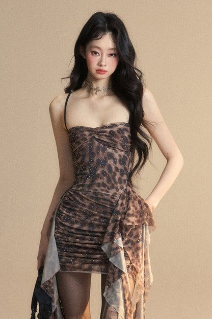 ヒョウ柄ホルターネックドレス