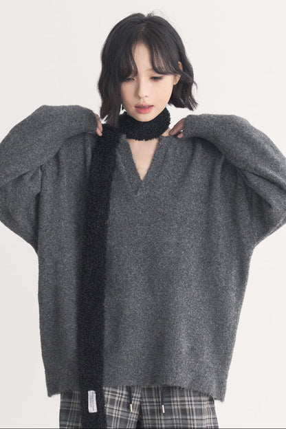 V-Ausschnitt Museum Pullover Damen Gravity Knit Loose