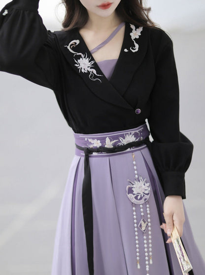 Bluse Langer Dunkler Rock Plissee Blume