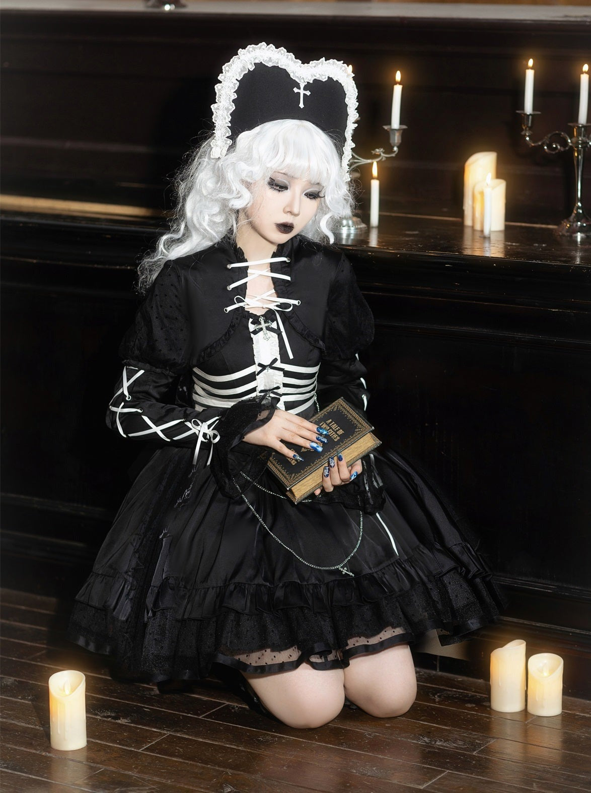 dress lace-up + Dark gothic volume top