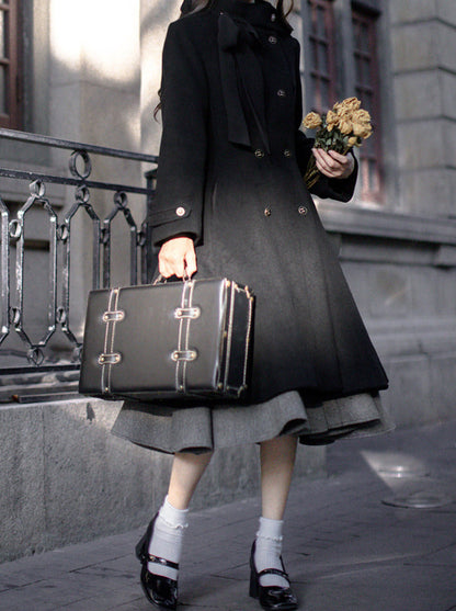 レトロなウールのダブルカラー＋エレガントなブレストリボンコートスタンド