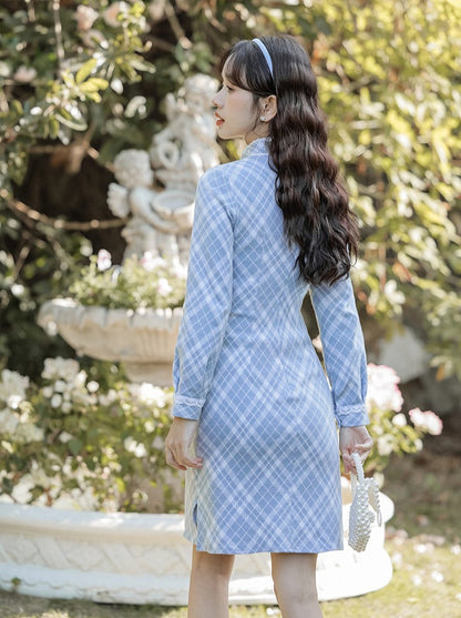 Check China + Kurzes Strick-Cardigan-Kleid Girly Retro