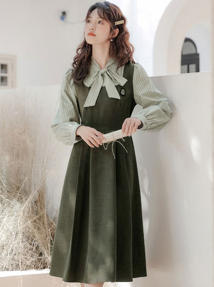 ストライプスタイルのドレス スプライシングフェイクカレッジ