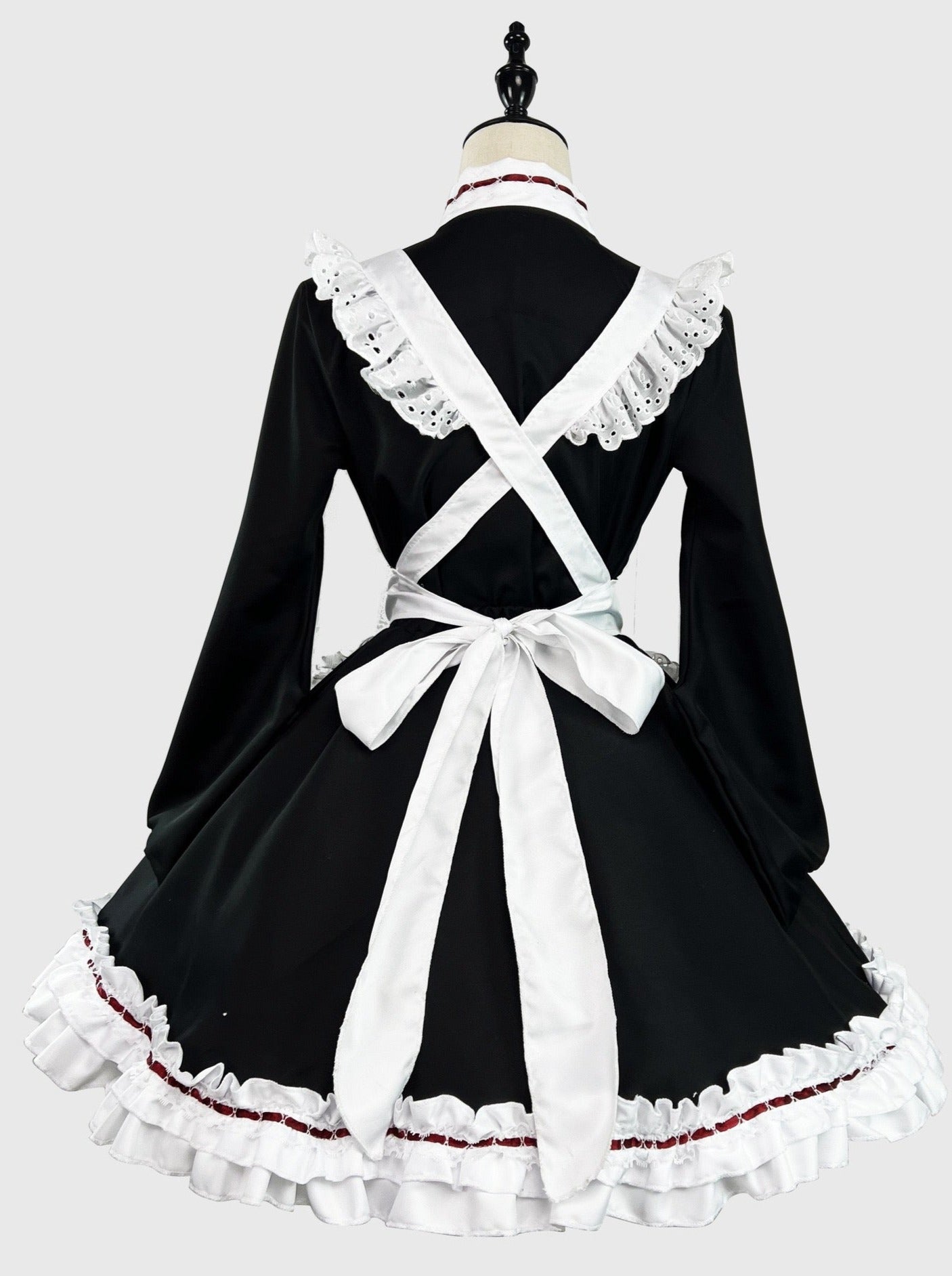 Kleid Monochrome Maid Frilled