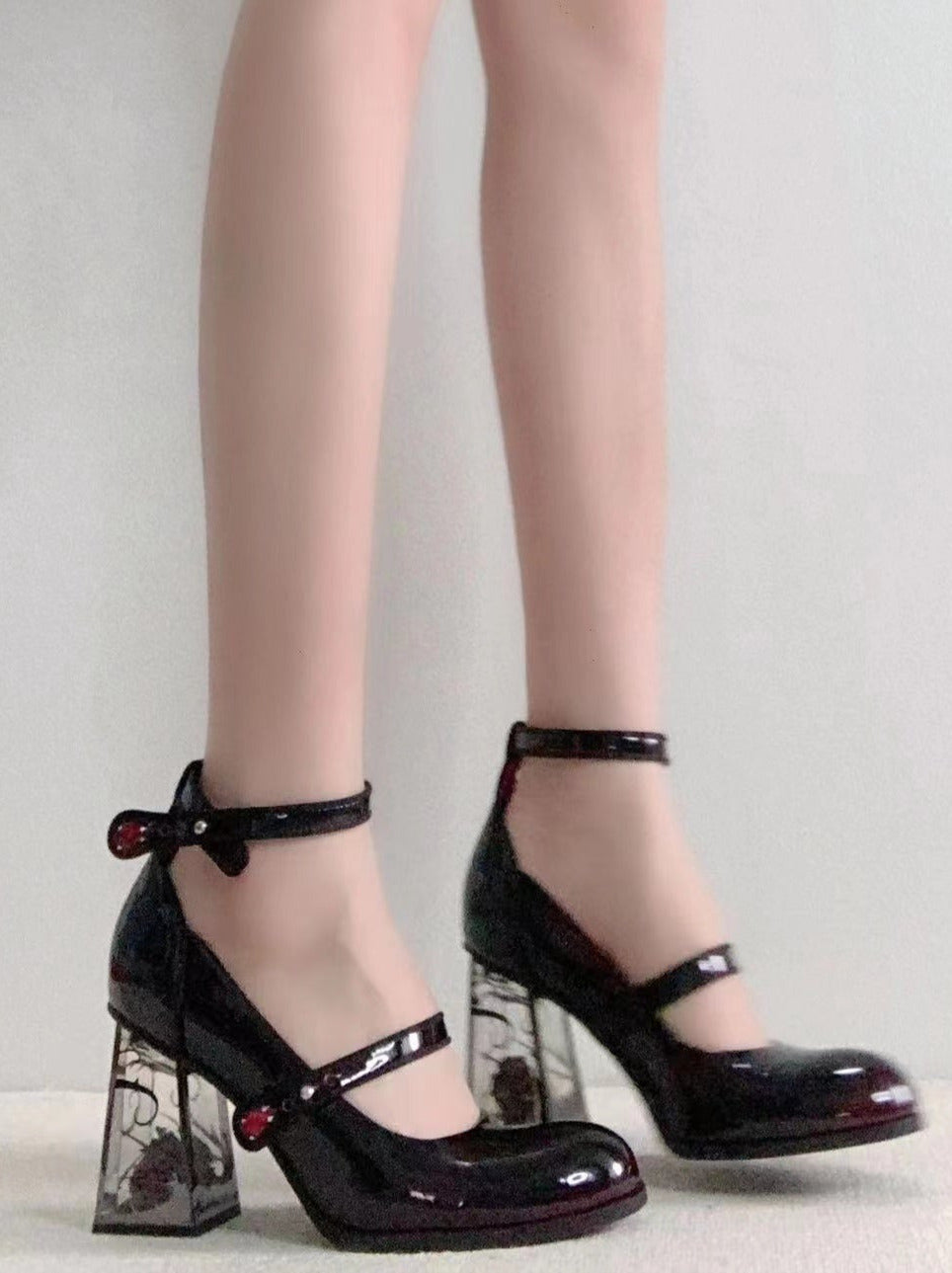 ダークブラックローズヒール