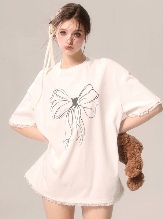 Big Loose Illustration T-Shirt Art Ribbon