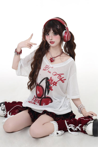 Süßes, cooles T-Shirt mit Kirschkragen