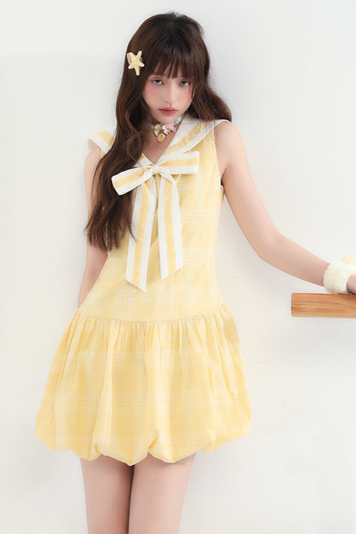 Ärmelloses Kleid mit Kürbis-Schleifendetail