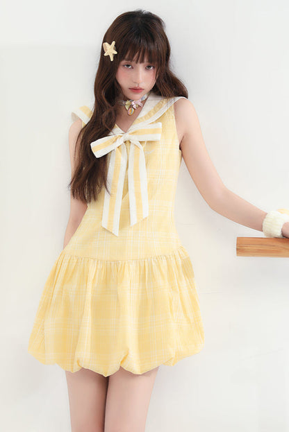 Ärmelloses Kleid mit Kürbis-Schleifendetail