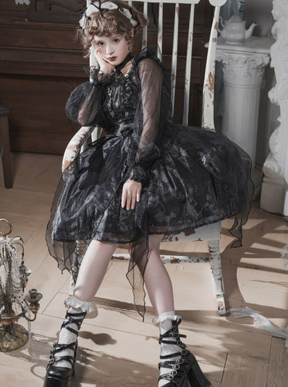 Dunkles Kleid Kleine Gothic Lolita Prinzessin
