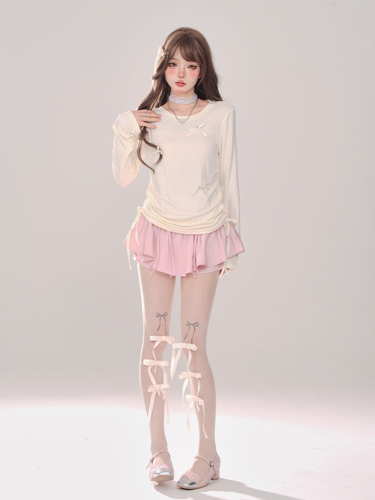 Süßes T-Shirt mit langem Band und Kordelzug