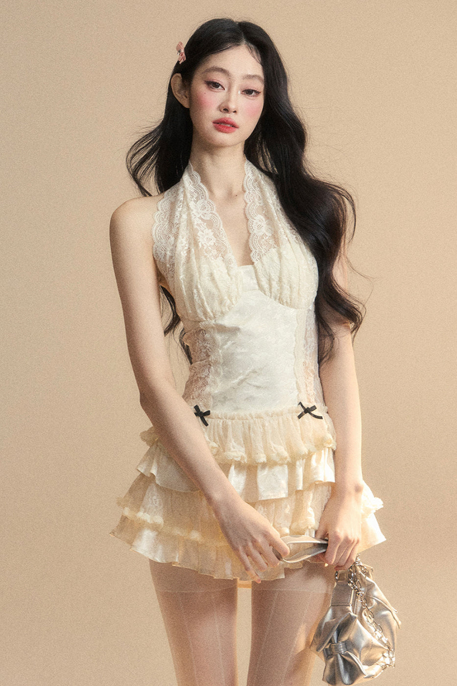 Süßes Neckholder-Spitzenkleid