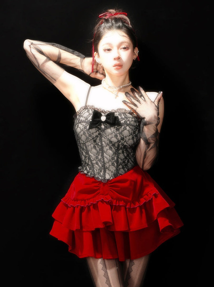 Transparentes Kleid mit Spitzenschleife