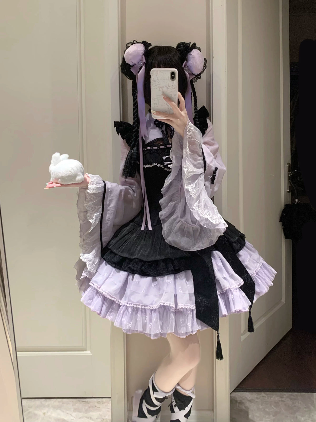 Black and purple Chanhua Xu Lolita JSK coordinate