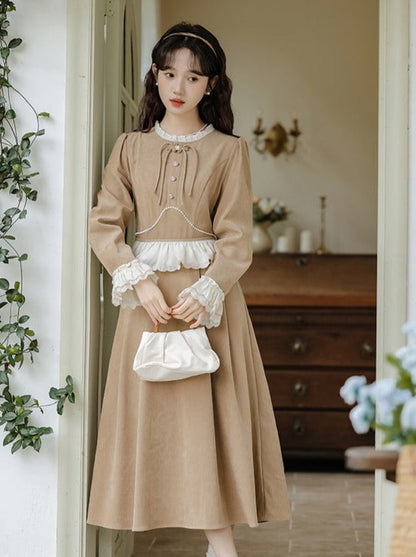 フレンチレトロスタイルのロングスカート