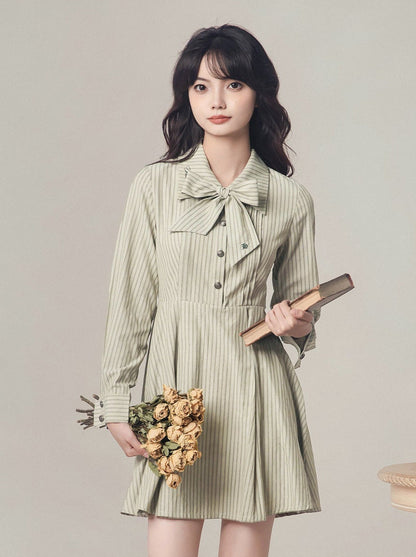 ストライプベスト マジックドレス ナイト刺繍スーツ シャツドレス バッジ