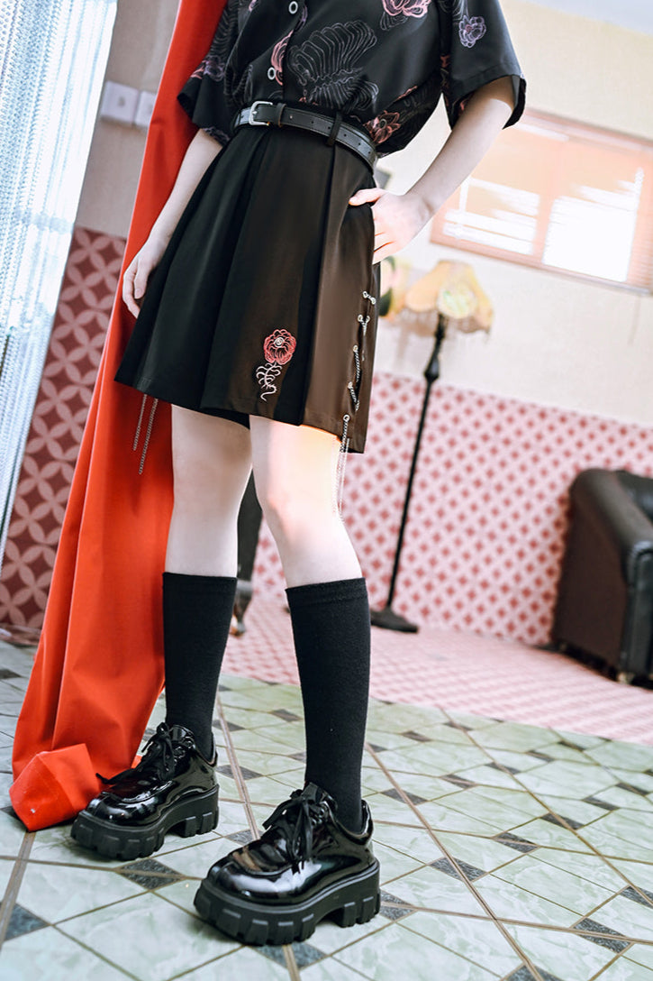 フラワーハーフチャイナボーンパンツ