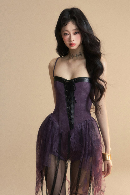 Kleid Dark Neckholder Spitze Französisch