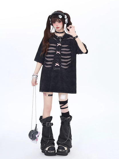 Loose Dark Subculture in T-Shirt Hole American the Wall