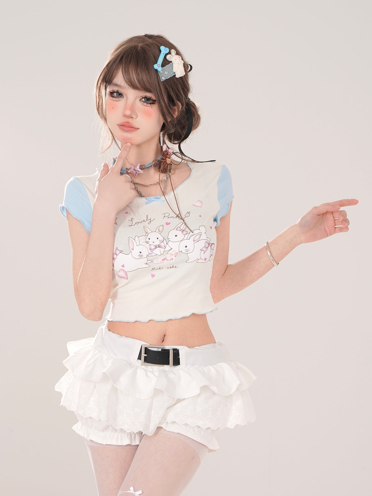 ショートTシャツ キュートなUネック フリルプリント ウサギ