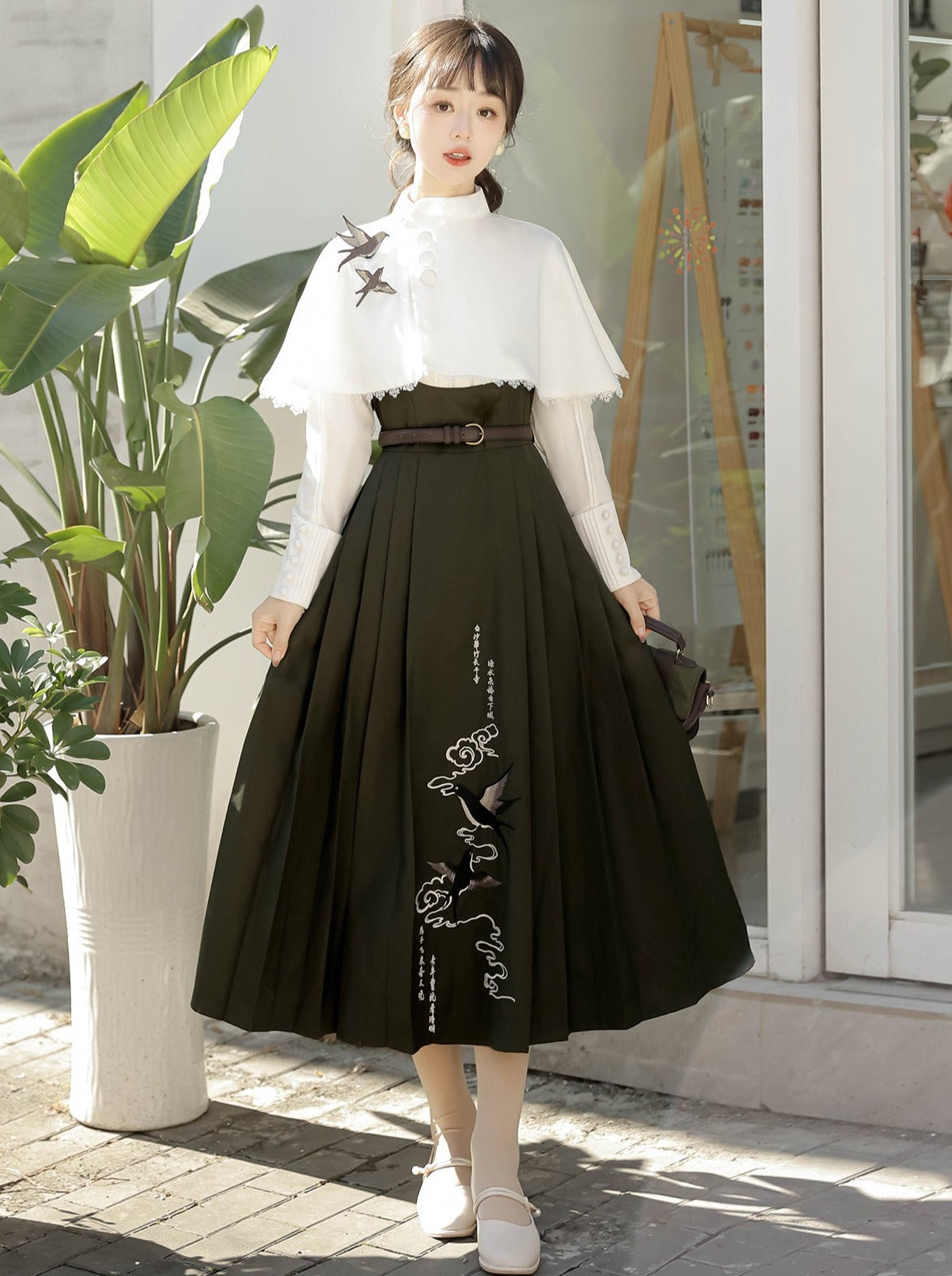 China Short Cape + Skirt Pleated + Retro Blouse