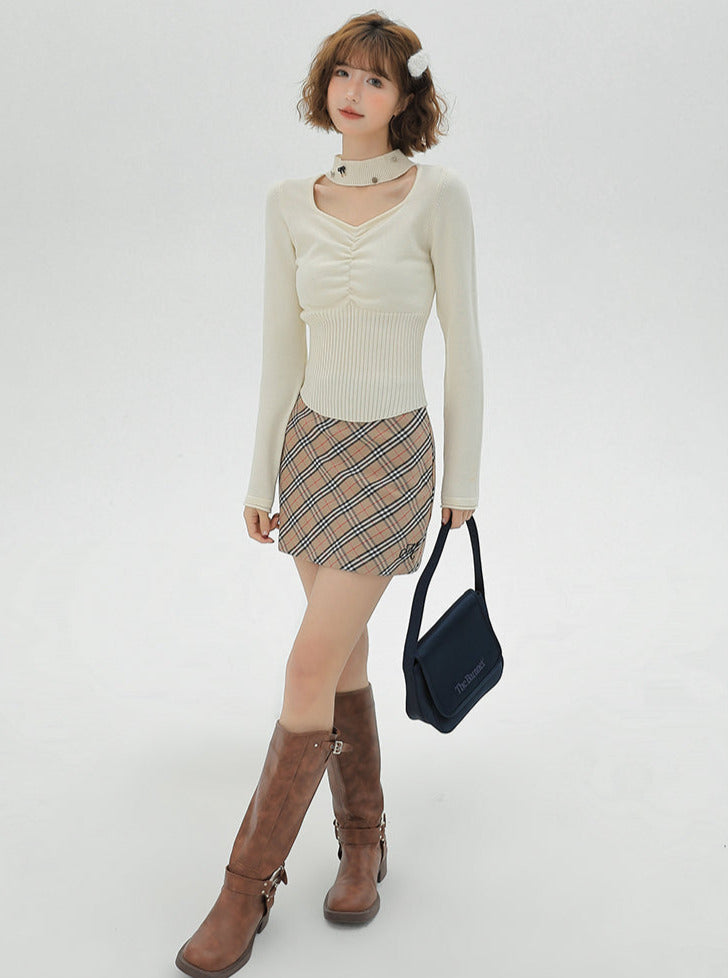 Schlankes, quadratisches Oberteil mit Taillenhalsausschnitt