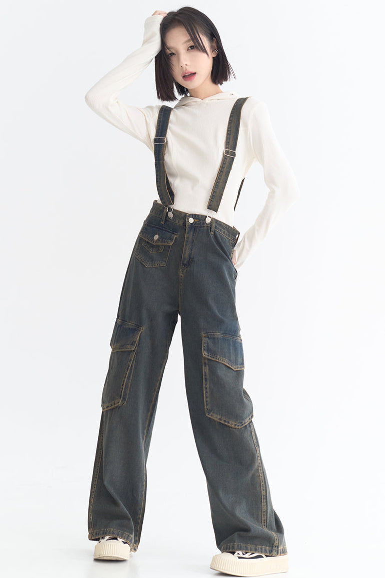 Jeans mit weitem Bein und Taschen