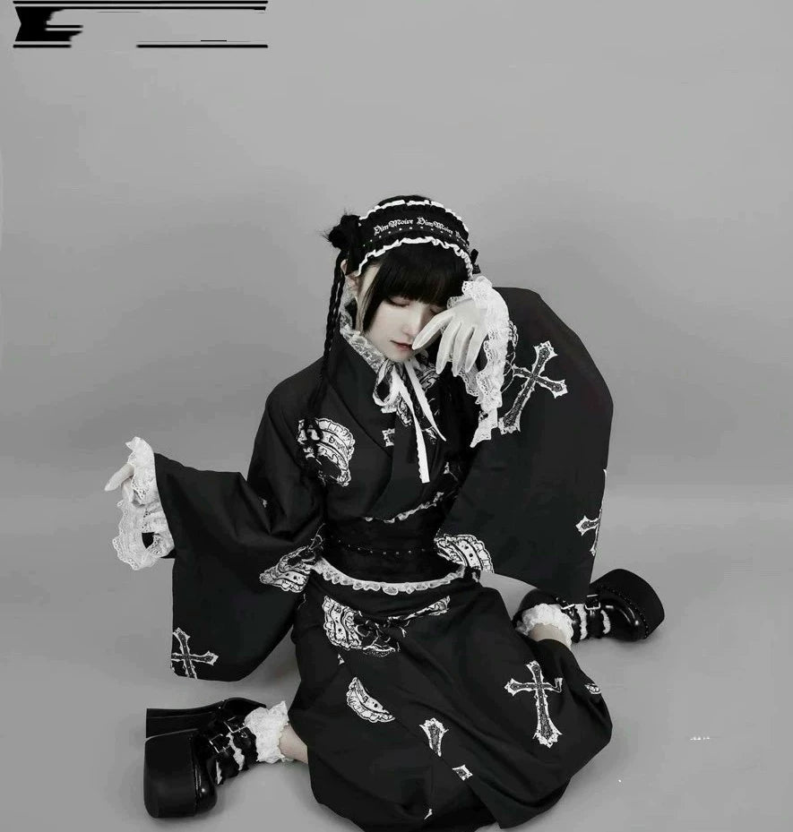 Japanese Yukata Dress – Butterfly Print Kimono Robe