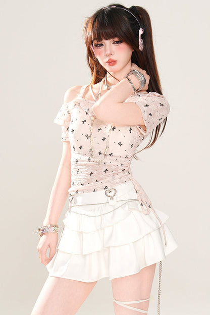 オフショルダーのシアーミルキーボウトップ