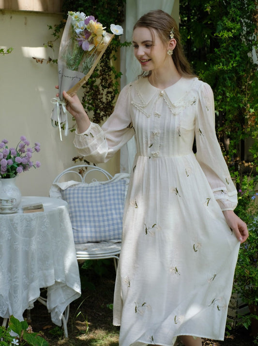 優しいベビーフラワーフレンチスタイルドレス