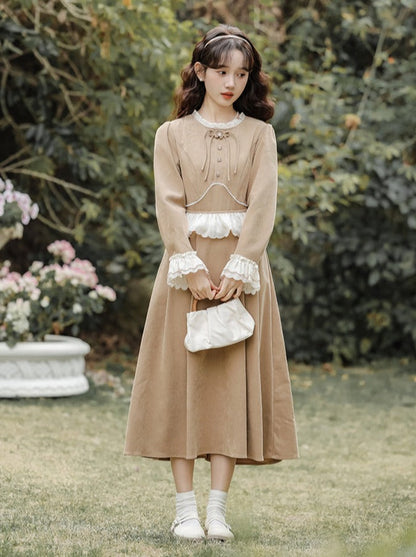 フレンチレトロスタイルのロングスカート