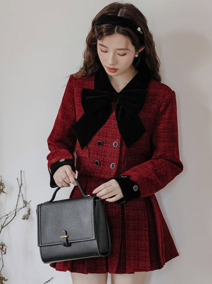 Rockjacke + Tweed Dark Girly Retro Plissee