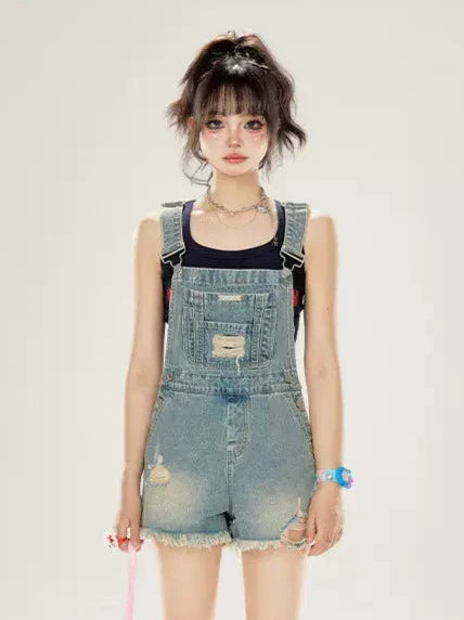 Overalls aus Jeansshorts mit Used-Waschung
