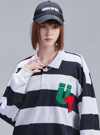 ゆったりとしたボーダー柄ビッグトップスポロ