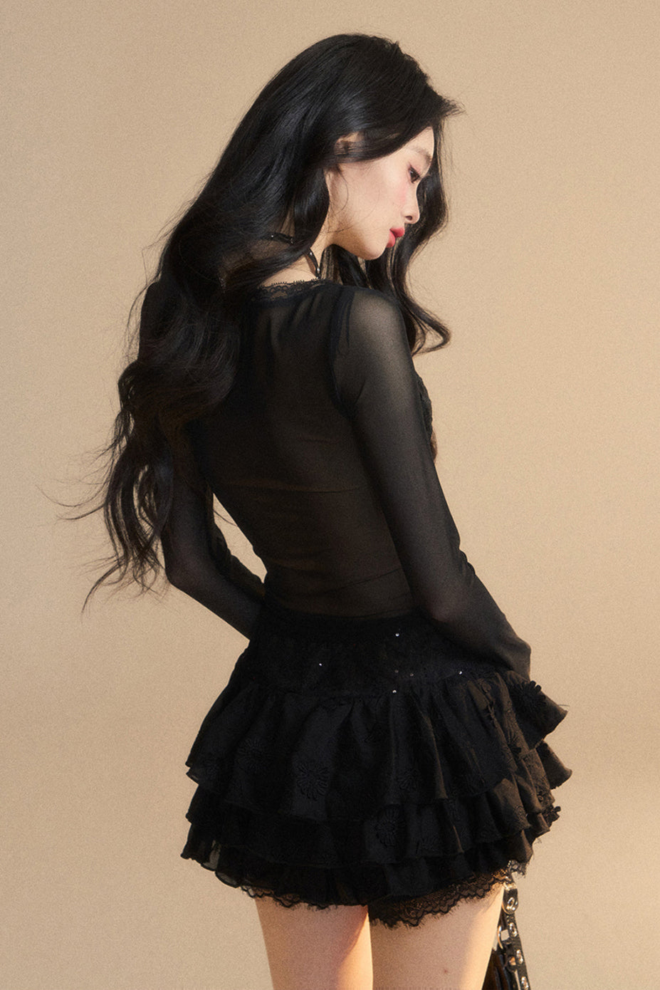 トップメッシュクランベリー 予約商品 オーストラリアンレース Vネック